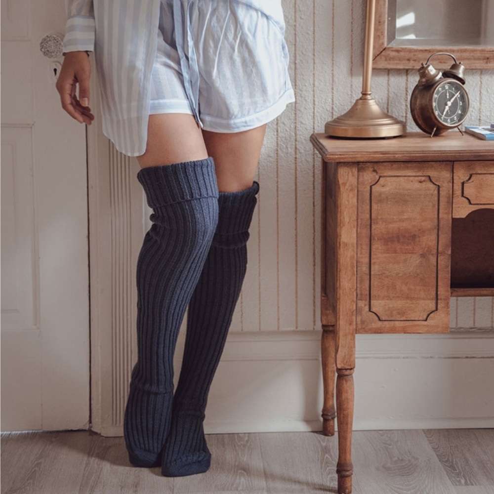 MUK LUKS Chunky Rib Over The Knee Socks in “Ebony” Black